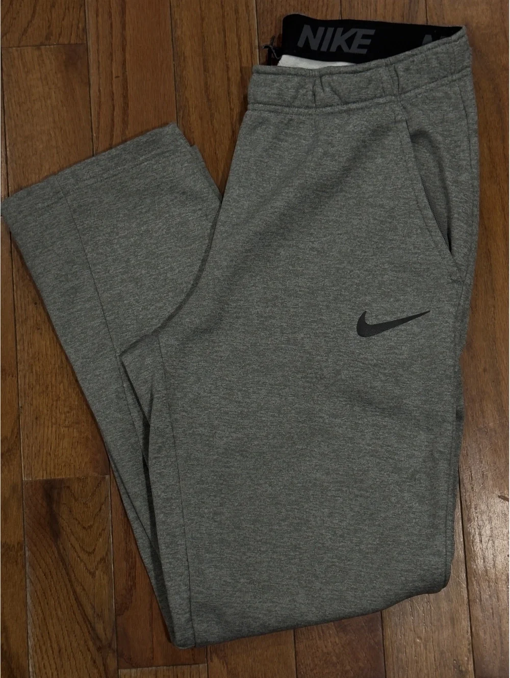 Nike Dri-FIT Gray Sweatpants Size S